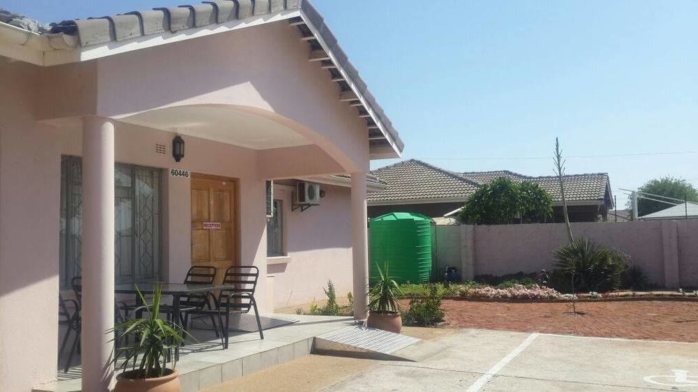 Strand Meadows B&B 가보로네 외부 사진